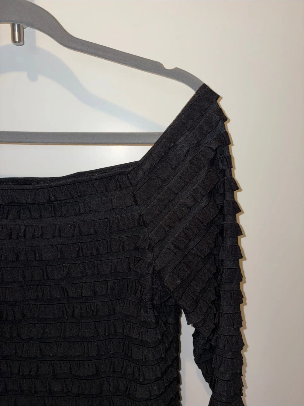 Frank Lyman Design Black Ruffled Off-Shoulder - Picture 2 of 3